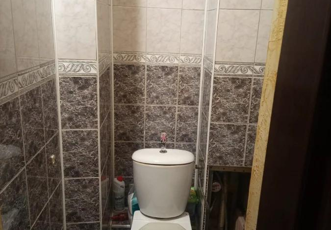 2-комнатная квартира, 48 м², 5/9 этаж, мкр Алтай-1 77 — Майлина