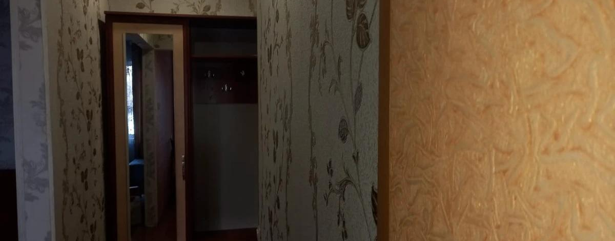 3-комнатная квартира, 58 м², 1/5 этаж, 1-й микрорайон