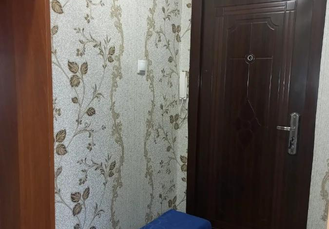 3-комнатная квартира, 58 м², 1/5 этаж, 1-й микрорайон