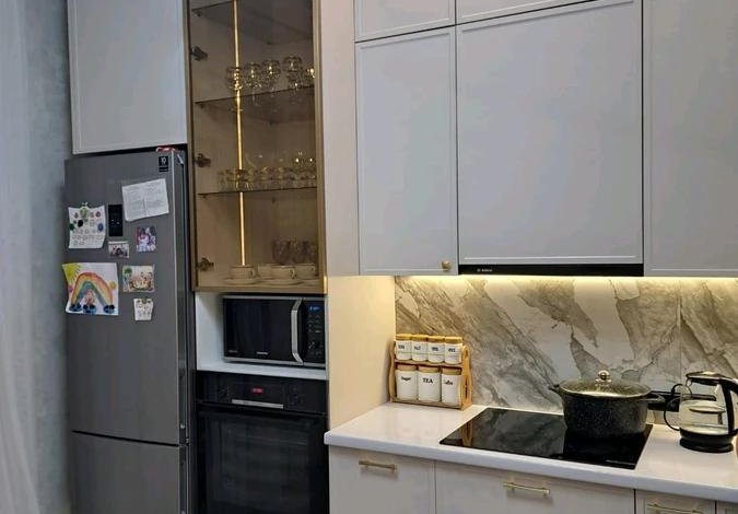 3-комнатная квартира · 94 м² · 5/5 этаж, мкр Юго-Восток, Муканова 43б