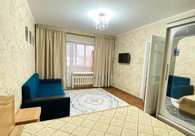 1-комнатная квартира · 37.2 м² · 1/3 этаж, Утепова 41