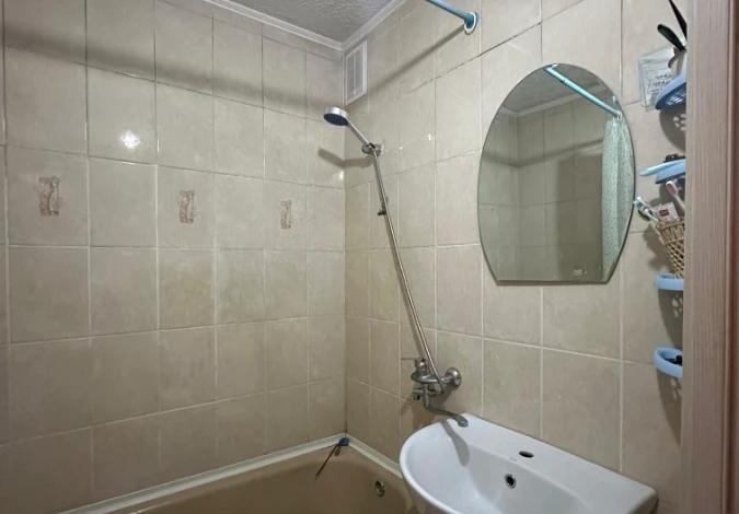 3-комнатная квартира · 59.2 м² · 6/6 этаж, Тынышпаева 134