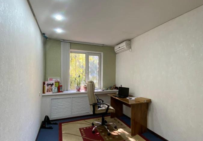 4-комнатная квартира, 71.4 м², 1/5 этаж, 17-й микрорайон, ​Туркия