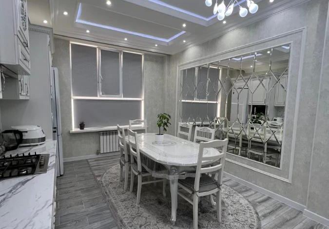 4-комнатная квартира, 85 м², 4/5 этаж, Карасу — 21-й микрорайон, ост. Дархан