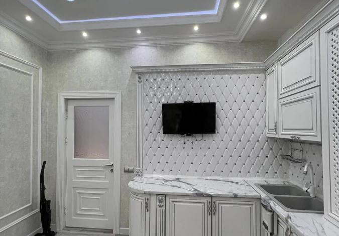 4-комнатная квартира, 85 м², 4/5 этаж, Карасу — 21-й микрорайон, ост. Дархан
