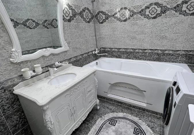 4-комнатная квартира, 85 м², 4/5 этаж, Карасу — 21-й микрорайон, ост. Дархан