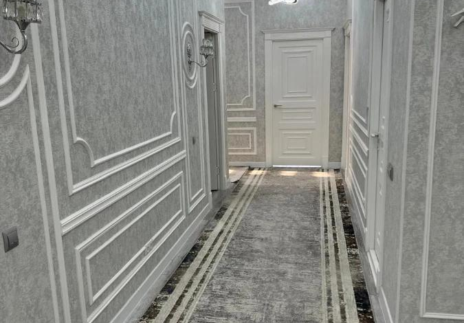 4-комнатная квартира, 85 м², 4/5 этаж, Карасу — 21-й микрорайон, ост. Дархан