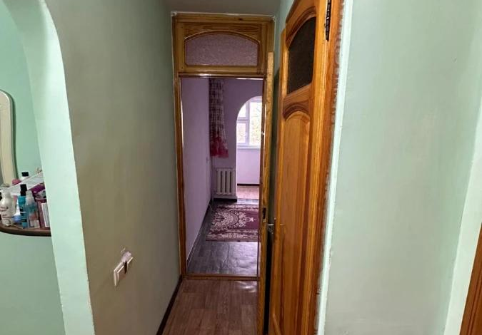 4-комнатная квартира, 85 м², 4/5 этаж, Карасу — 21-й микрорайон, ост. Дархан