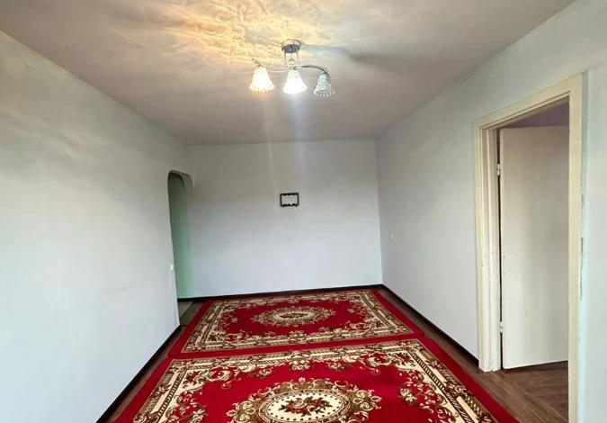 4-комнатная квартира, 85 м², 4/5 этаж, Карасу — 21-й микрорайон, ост. Дархан