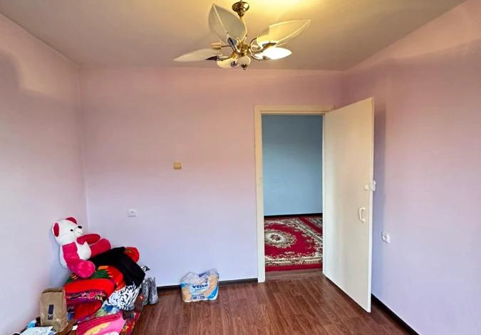 4-комнатная квартира, 85 м², 4/5 этаж, Карасу — 21-й микрорайон, ост. Дархан