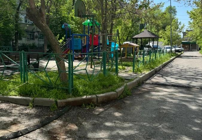 3-комнатная квартира, 68 м², 4/5 этаж, 3-й микрорайон, Шымсити