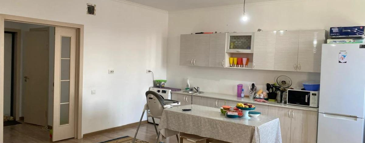 4-комнатная квартира, 85 м², 4/5 этаж, Карасу — 21-й микрорайон, ост. Дархан