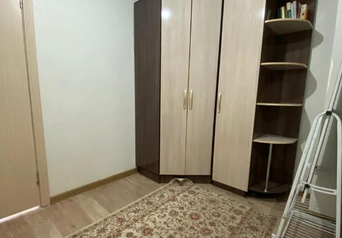 4-комнатная квартира, 85 м², 4/5 этаж, Карасу — 21-й микрорайон, ост. Дархан