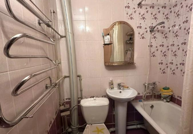 2-комнатная квартира, 62.1 м², 2/7 этаж, Куаныша Тулеметова