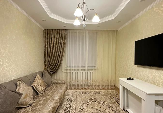 3-комнатная квартира · 67.8 м² · 4/10 этаж, Машхур Жусупа (бывш. 1 Мая) 270 — Максима Горького