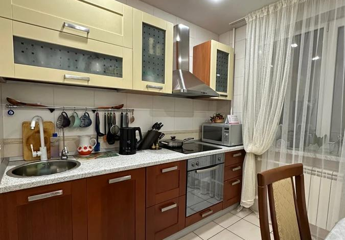 3-комнатная квартира · 67.8 м² · 4/10 этаж, Машхур Жусупа (бывш. 1 Мая) 270 — Максима Горького