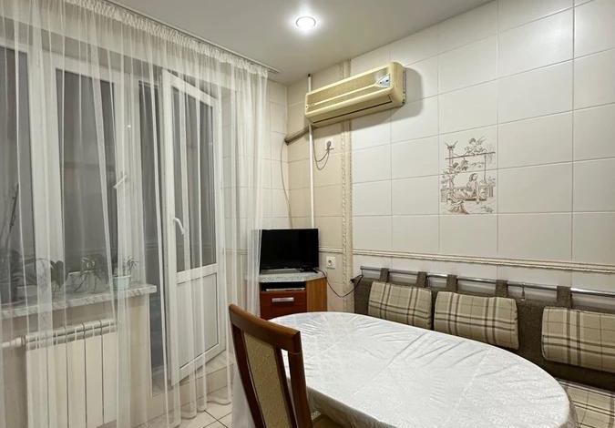 3-комнатная квартира · 67.8 м² · 4/10 этаж, Машхур Жусупа (бывш. 1 Мая) 270 — Максима Горького