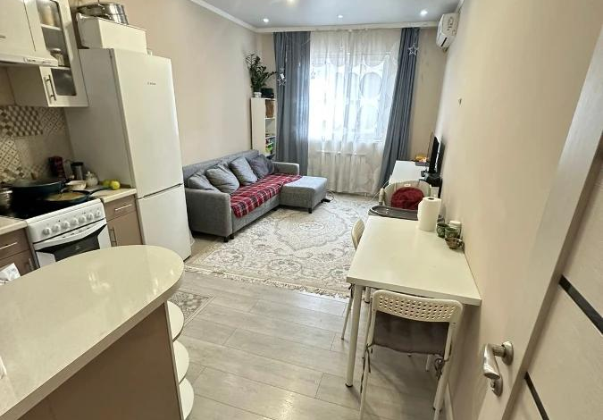 2-комнатная квартира, 39 м², 8/12 этаж, Сатпаева