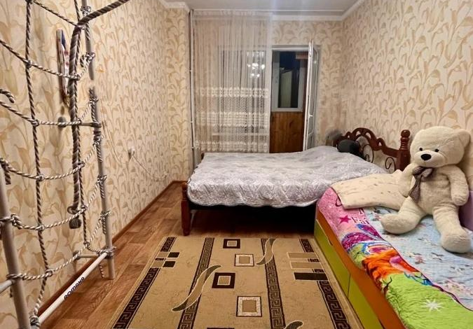 2-комнатная квартира · 68 м² · 6/9 этаж, Голубые пруды 12/2