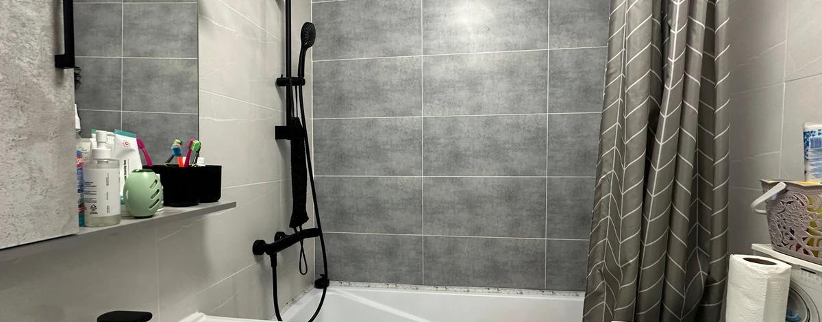 4-комнатная квартира, 81.3 м², 1/10 этаж, 1 микрорайон 20 а