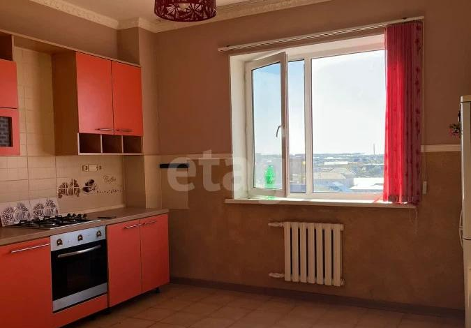 3-комнатная квартира, 93.9 м², 4/5 этаж, мкр Жеруйык, ул. Халела Досмухамедова 93