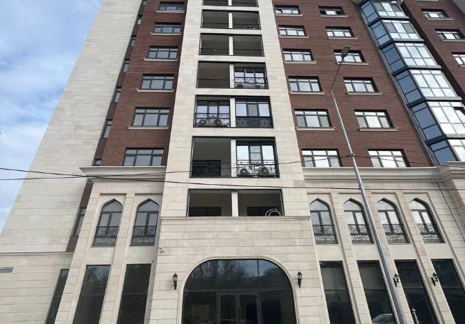 2-комнатная квартира, 86.4 м², 2/10 этаж, Шарипова 28/1