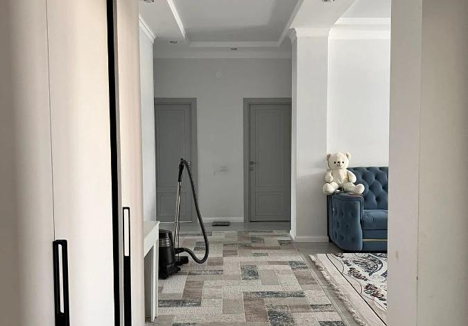 3-комнатная квартира, 99.1 м², 2/9 этаж, Абулхайыр хана 74/5