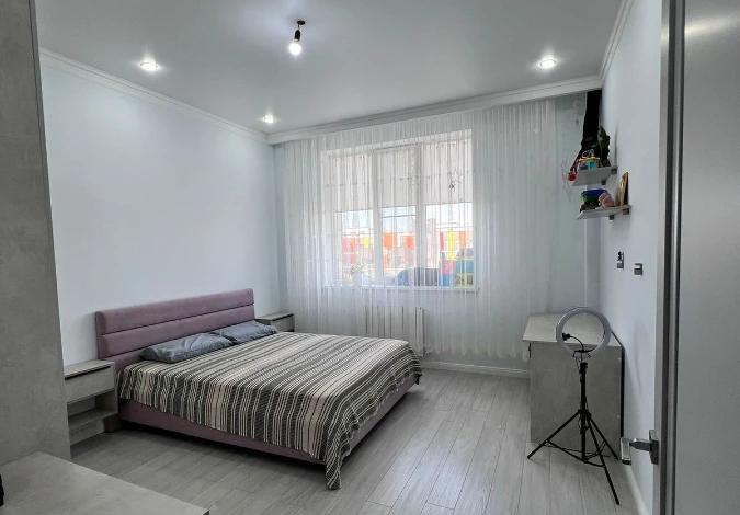 3-комнатная квартира, 99.1 м², 2/9 этаж, Абулхайыр хана 74/5