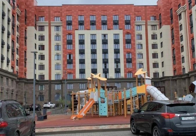 3-комнатная квартира, 99.1 м², 2/9 этаж, Абулхайыр хана 74/5