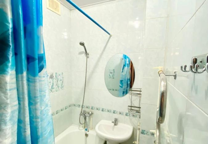 2-комнатная квартира, 54.5 м², 2/5 этаж, мкр Нурсая, Таумуш Жумагалев 53