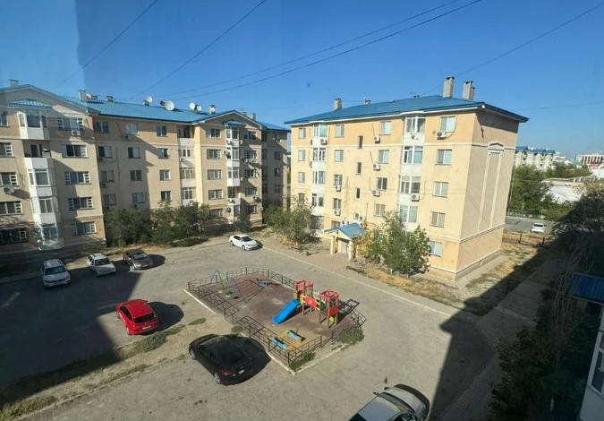 2-комнатная квартира, 47.6 м², 4/5 этаж, мкр Нурсая, Жеты Казына 8