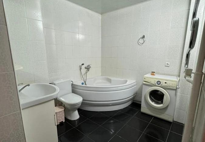 2-комнатная квартира, 47.6 м², 4/5 этаж, мкр Нурсая, Жеты Казына 8