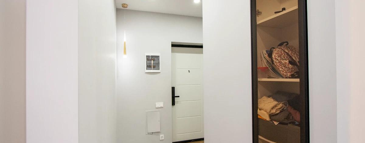 2-комнатная квартира · 56 м² · 12/17 этаж, Варламова 27
