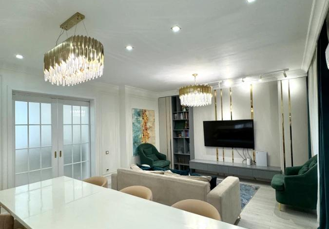 4-комнатная квартира, 161 м², мкр Нур Алатау, 13