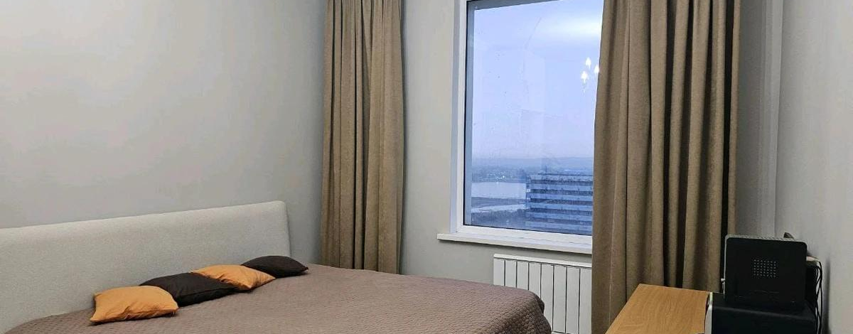 3-комнатная квартира, 90 м², 13/16 этаж, Тлендиева 133 — Сатпаева