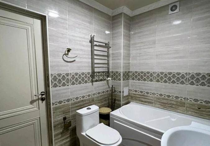 4-комнатная квартира · 90 м² · 4/5 этаж, Аскарова