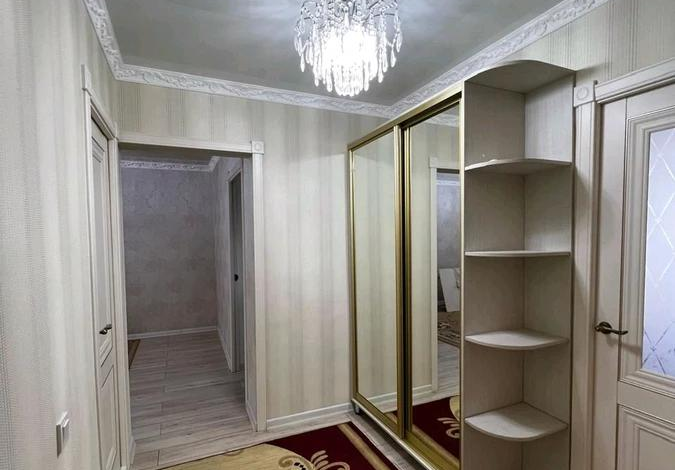 4-комнатная квартира · 90 м² · 4/5 этаж, Аскарова