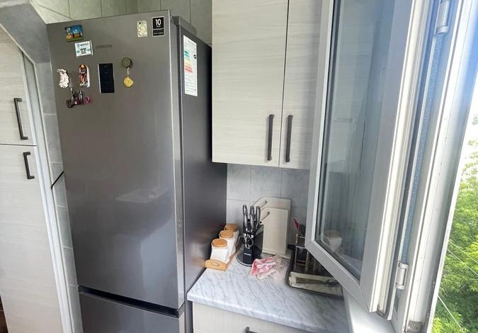 3-комнатная квартира · 54 м² · 4/5 этаж, 16-й микрорайон, 16-й микрорайон 14