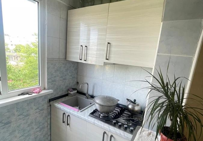 3-комнатная квартира · 54 м² · 4/5 этаж, 16-й микрорайон, 16-й микрорайон 14