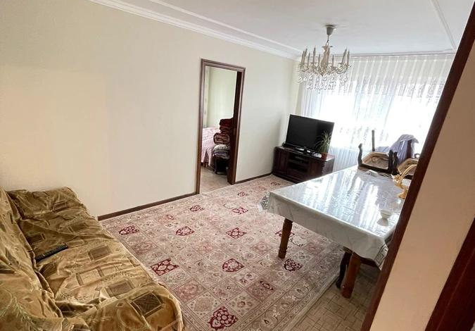 3-комнатная квартира · 54 м² · 4/5 этаж, 16-й микрорайон, 16-й микрорайон 14