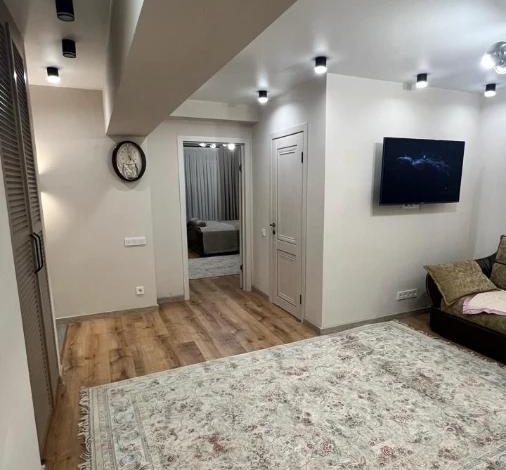 2-комнатная квартира, 58 м², 1/5 этаж, Нуырызбай Батыра — Жибек Жолы