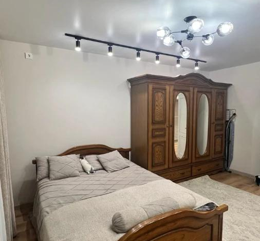 2-комнатная квартира, 58 м², 1/5 этаж, Нуырызбай Батыра — Жибек Жолы