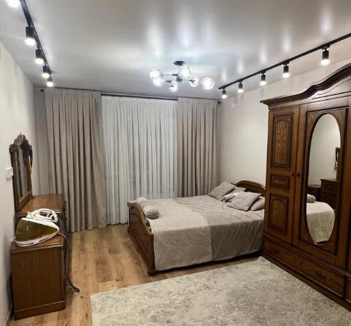 2-комнатная квартира, 58 м², 1/5 этаж, Нуырызбай Батыра — Жибек Жолы