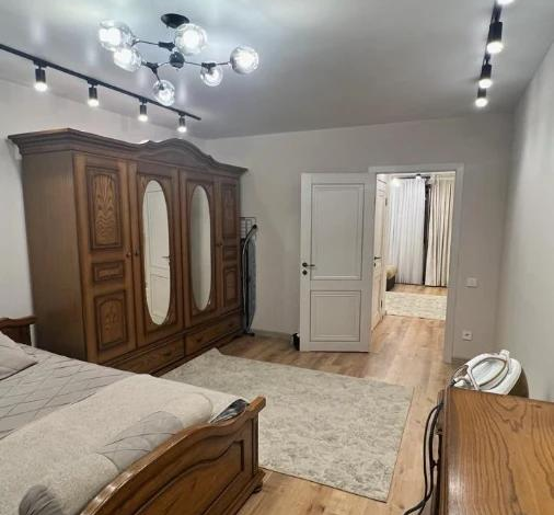 2-комнатная квартира, 58 м², 1/5 этаж, Нуырызбай Батыра — Жибек Жолы