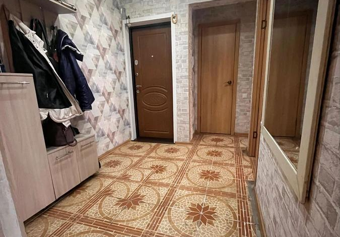 3-комнатная квартира · 60 м² · 2/5 этаж, Михаэлиса 1 — Т Д "Горизонт"