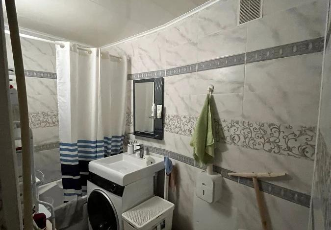 2-комнатная квартира · 51.4 м² · 1/5 этаж, мкр 8, Мкр 8 Алии Молдагуловой — Напротив Шератона