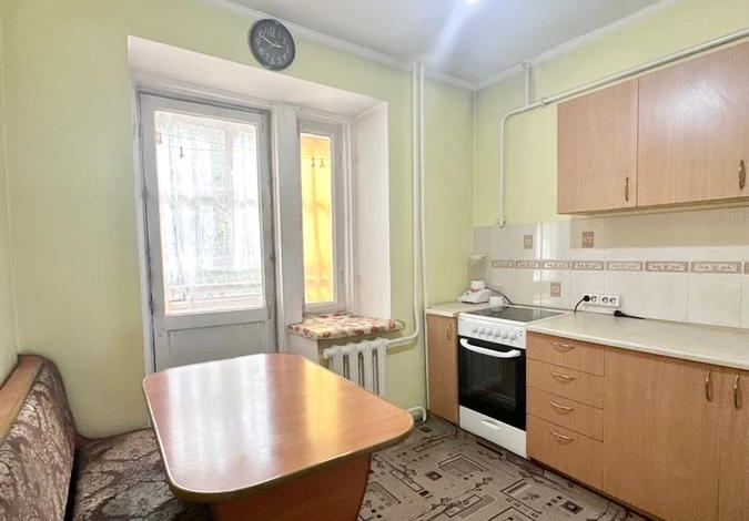 2-комнатная квартира · 52 м² · 1/5 этаж, Бажова 333/5