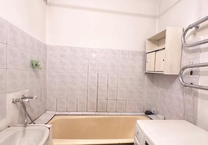 2-комнатная квартира · 52 м² · 1/5 этаж, Бажова 333/5