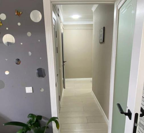 2-комнатная квартира · 57 м² · 1/5 этаж, 13 микр