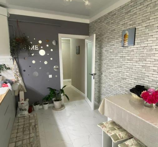 2-комнатная квартира · 57 м² · 1/5 этаж, 13 микр